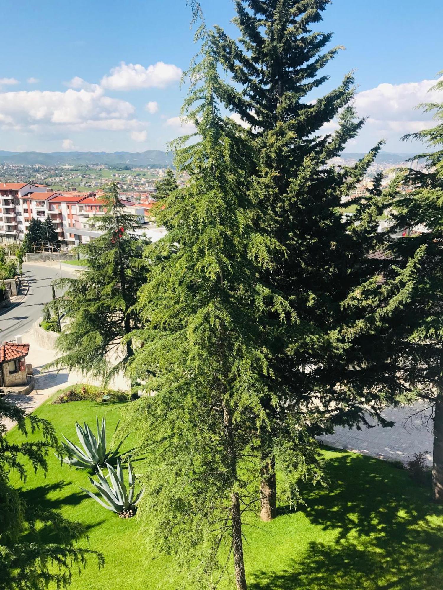 Chateau Linza Resort Tirana Exterior foto