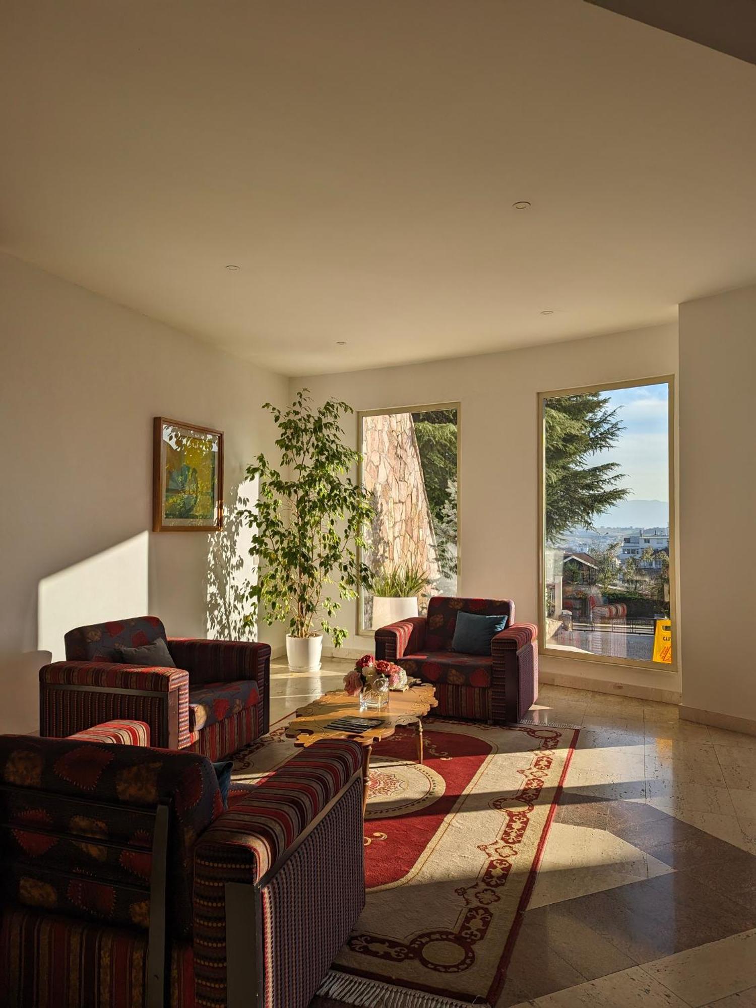 Chateau Linza Resort Tirana Exterior foto