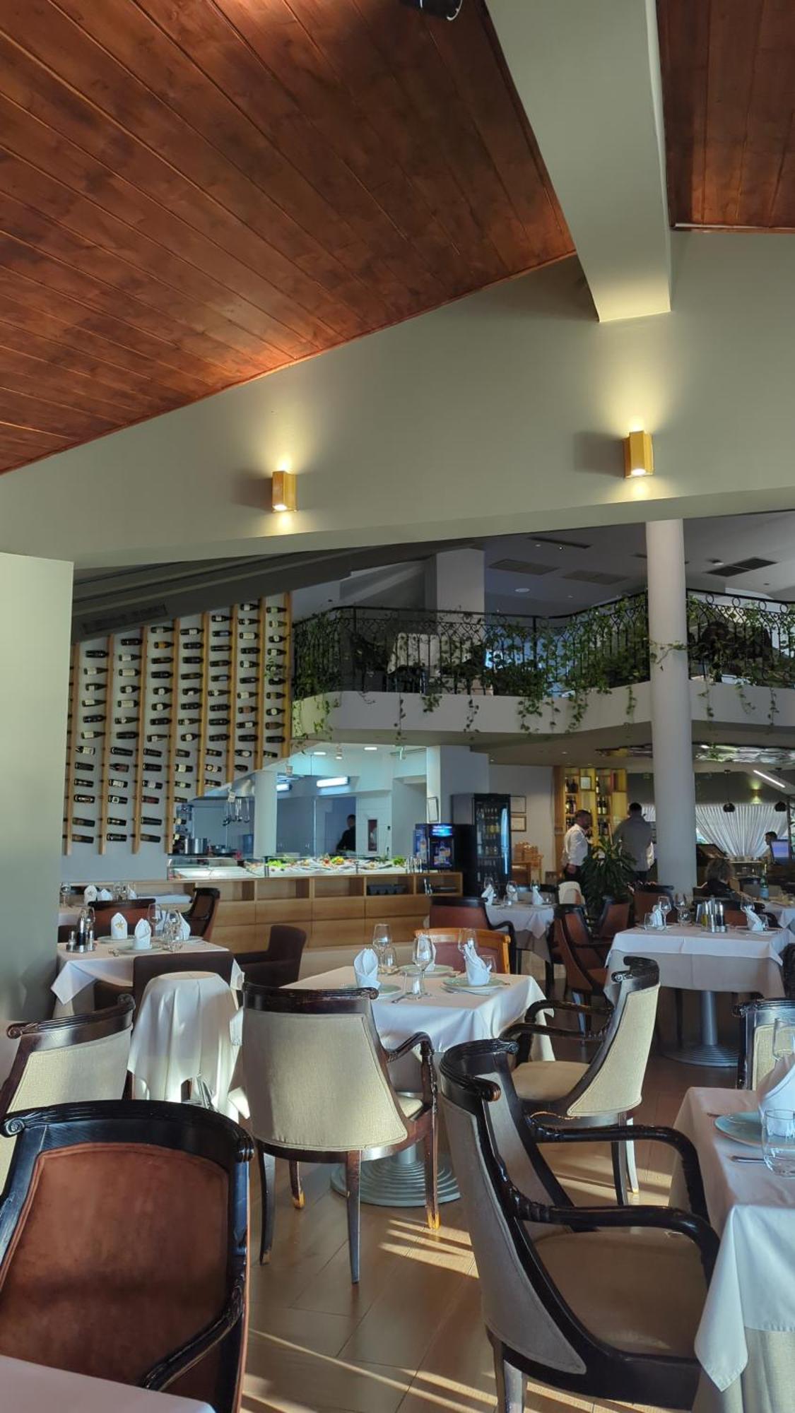 Chateau Linza Resort Tirana Exterior foto